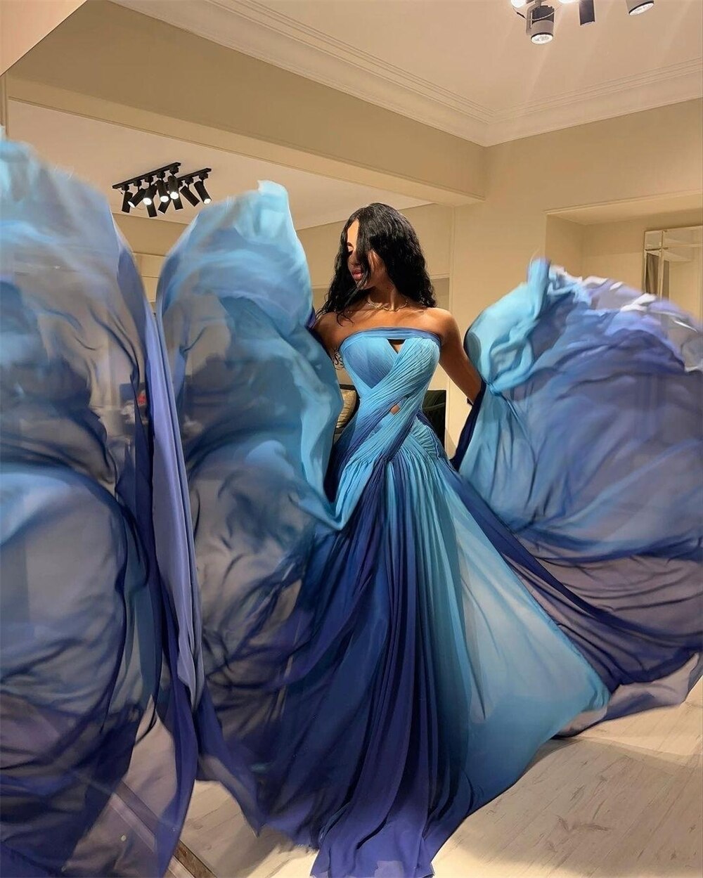 Prom Dresses Exquisite Strapless A-line Chiffon Occasion Evening Gown