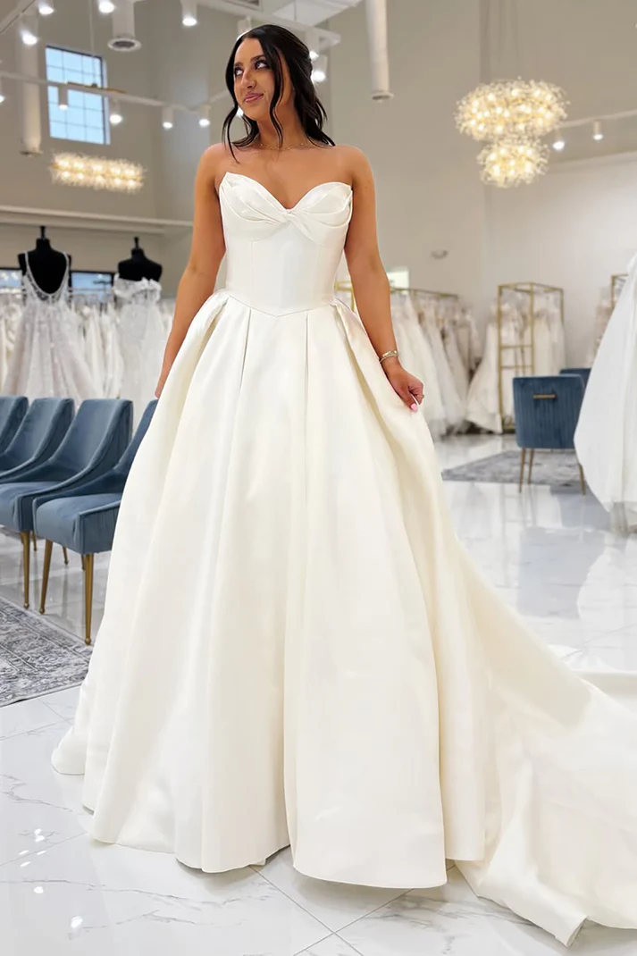 Sweetheart A Line Satin Beach Strapless Bridal Wedding Dresses for Women