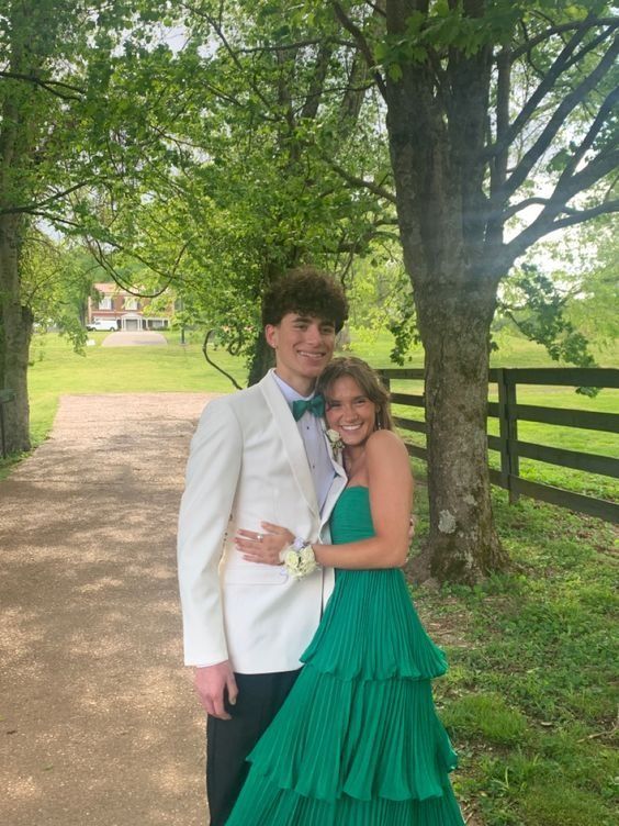 Cream Yellow/Light Pink/Green Fashion Elegant Strapless Long Chiffon Layered Ball Gown Evening Dress Wedding Bridesmaid Party Dress Prom Dress