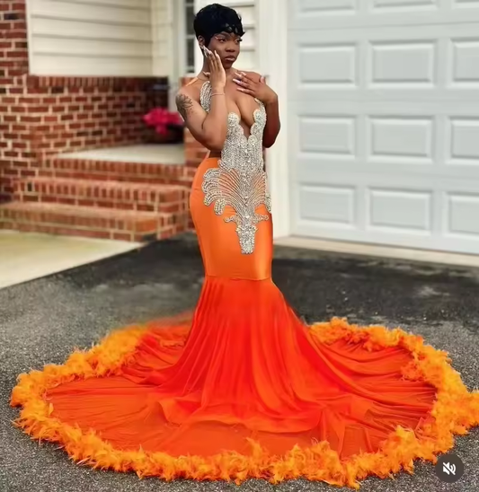 Luxury Orange Prom Dresses 2025 For Black Girls Crystal Feathers Mermaid Evening Gowns Satin Party Dress Gala Long Customized