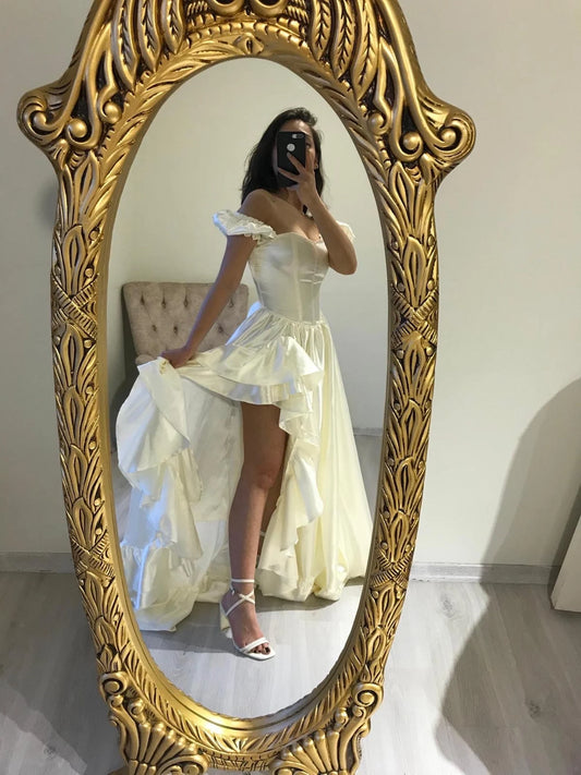 A-line Prom Dresses Short Sleeves Sweetheart Ruffles Evening Party Gowns Long Satin Princess Homecoming Dress