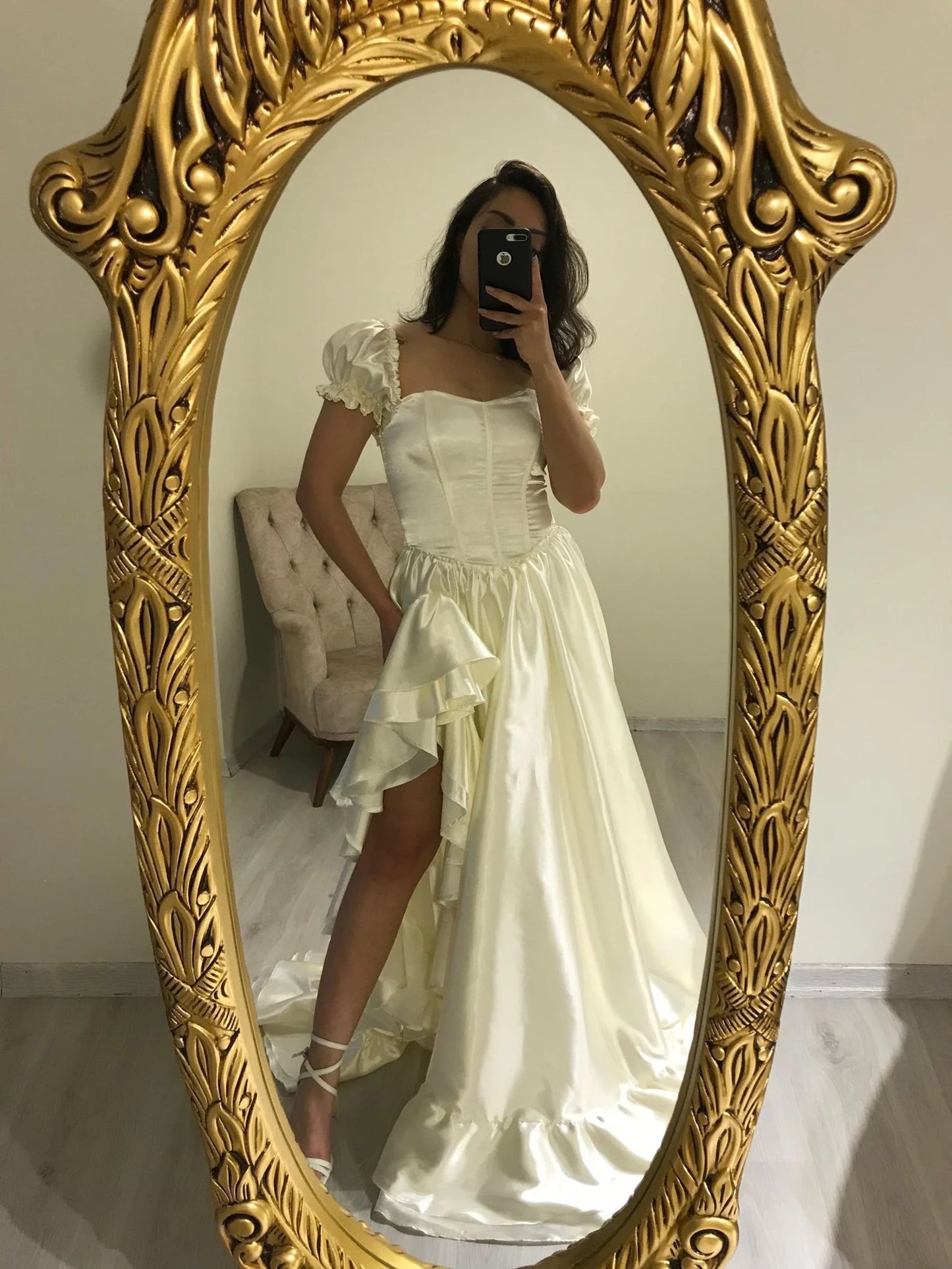 A-line Prom Dresses Short Sleeves Sweetheart Ruffles Evening Party Gowns Long Satin Princess Homecoming Dress