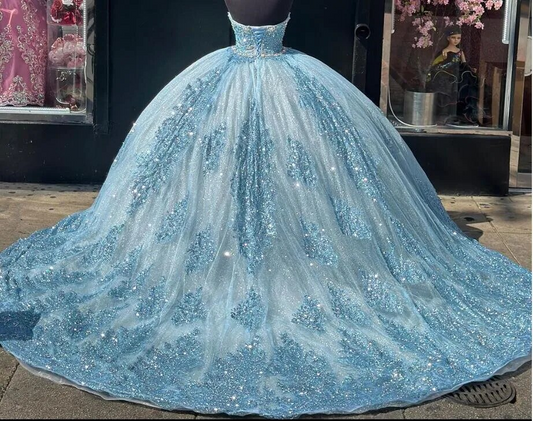 Sky Blue Sparkly Princess Quinceanera Dresses Sweetheart Gillter Applique Crystal Sweet 15