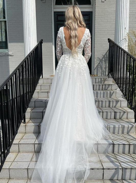 Elegant Mermaid Deep V-neck Appliques Ivory Wedding Dress
